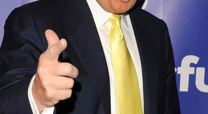 Chef demanda a Donald Trump por 8 millones de dólares