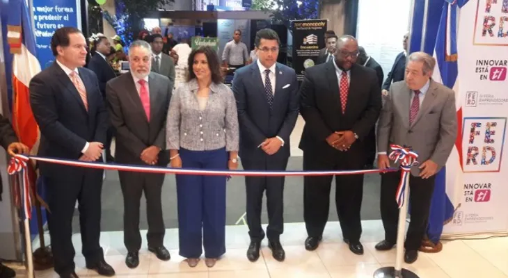 Concluye este sábado Feria de Emprendedores en apoyo al talento de jóvenes (VIDEO)