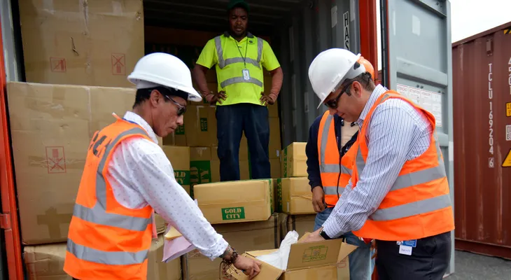 Incautan contrabando de más de 9 millones de cigarrillos en puerto Caucedo