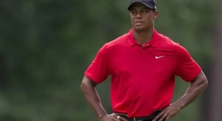 Tiger Woods se somete a segunda cirugía de columna vertebral