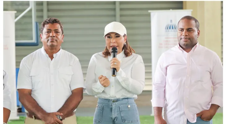 Supérate entrega Bono de Emergencia a familias afectadas por lluvias