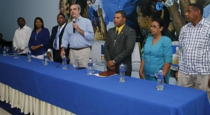 Abinader promete enfrentar la desigualdad y la violencia
