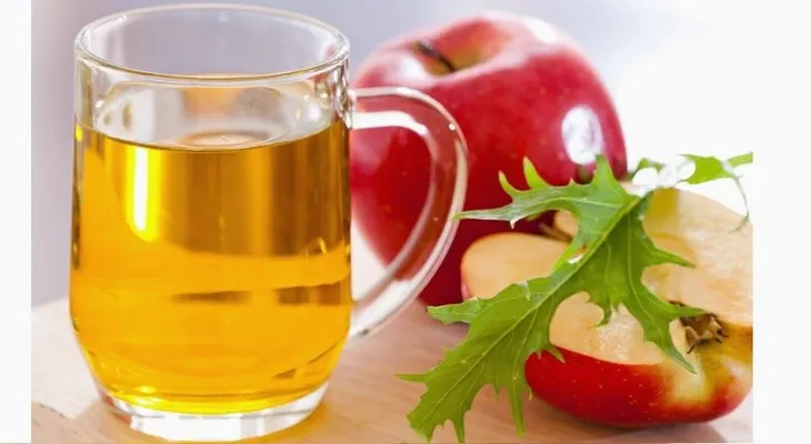 Porqué deberías lavar tu rostro con Vinagre de Sidra de Manzana