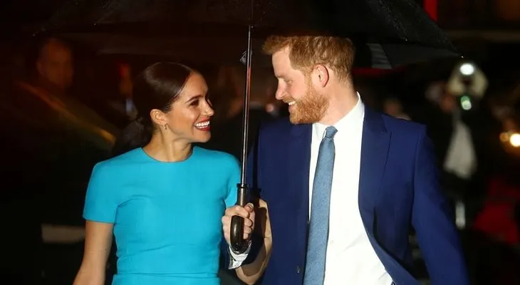 Meghan Markle y el príncipe Harry dan un último golpe en su despedida oficial de la realeza