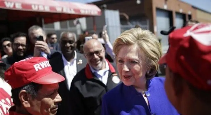 Donald Trump y Hillary Clinton están en guerra en Twitter
