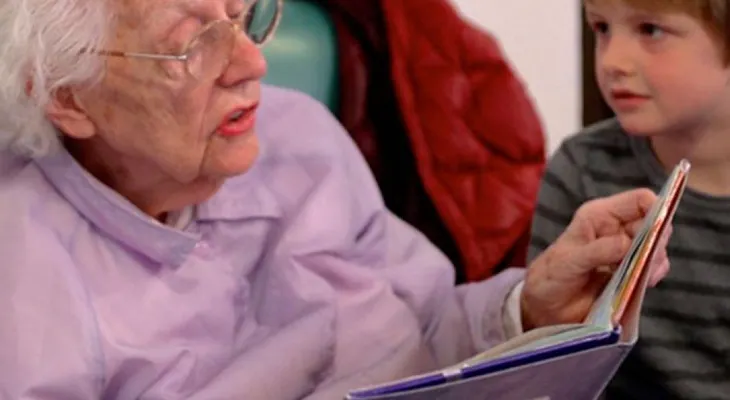 El confinamiento afecta a niños y ancianos, advierte experta