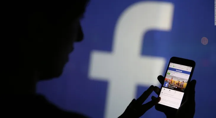 Facebook podría tener que borrar tus publicaciones vergonzosas