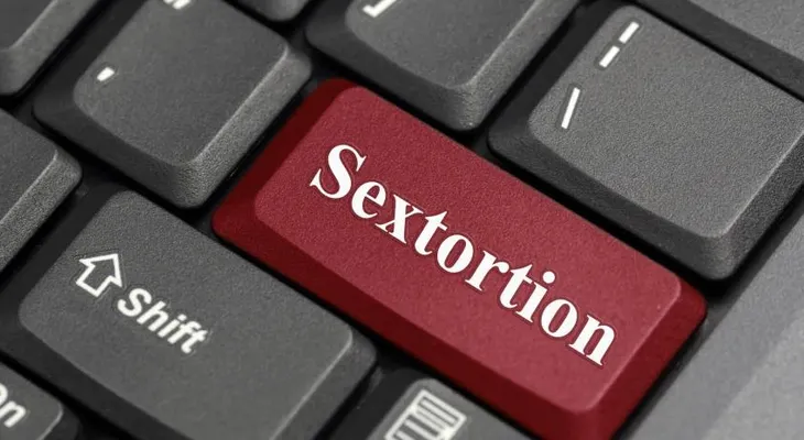 Extraditados a Puerto Rico dos dominicanos acusados de dirigir red de sextorsión