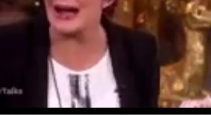 Sharon Osbourne se le cae diente en pleno programa (Video) 
