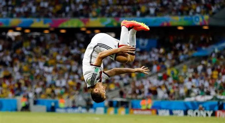 Gol histórico de Klose en empate Alemania-Ghana