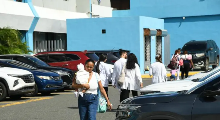 Robert Reid Cabral reporta virus respiratorios y dos casos de dengue con signos de alarma tras las lluvias