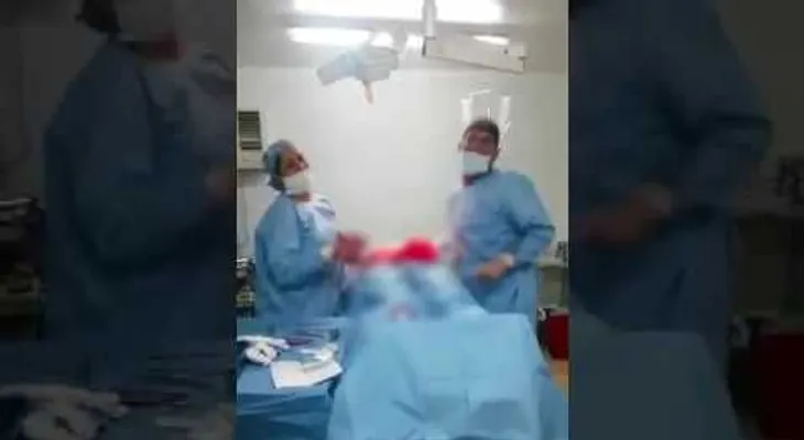 Estos médicos indignan las redes sociales (VIDEO) 