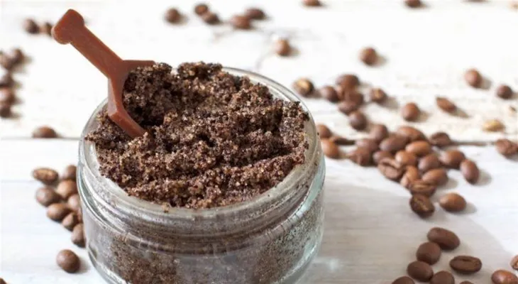 6 formas para usar restos del café en la belleza y el hogar