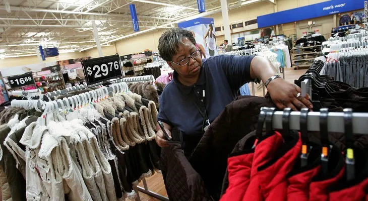 California elevará su salario mínimo a 15 dólares la hora