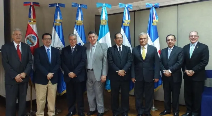 Valdez Albizu participa en 278 reunión CMCA y en XIV conferencia regional de Centroamérica, Panamá y RD del FMI 