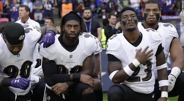 4 razones por las que Trump piensa que es bueno atacar a los jugadores de la NFL (pero no lo es)