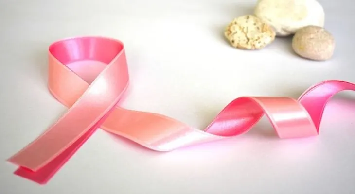 ADVERTENCIA: 7 cambios que experimentan tus senos cuando desarrolla cáncer de mama