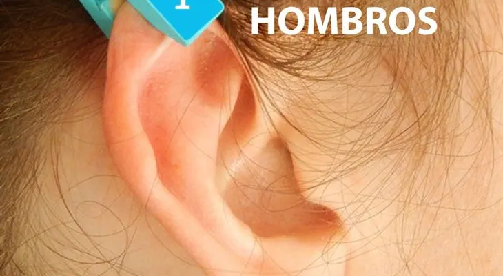 Un broche en la oreja un minuto te alivia dolores de la espalda y hombros