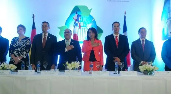 Dialogan sobre el co-procesamiento para la gestión integral de residuos sólidos