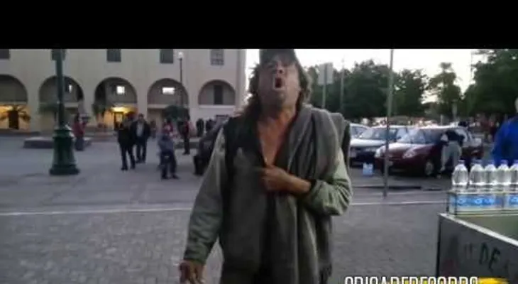 El "doble" de Juan Gabriel sorprende...(VIDEO)