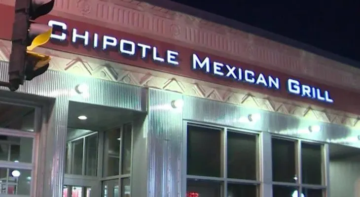 Estudiantes del Boston College se enferman después de comer en Chipotle