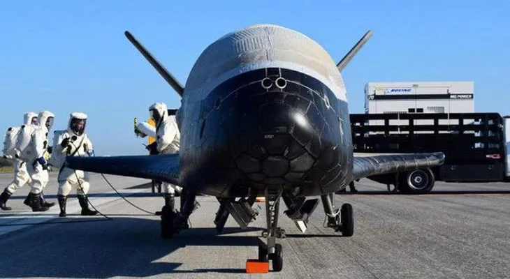 Una nave espacial secreta de EE.UU. completa una misión de dos años sobre la que no se sabe nada