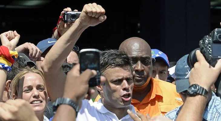 25 datos sobre el líder opositor venezolano Leopoldo López