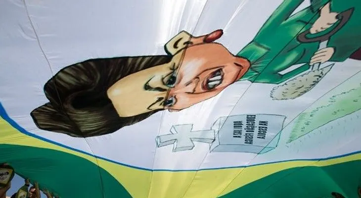 Miles protestan en Brasil para impugnar a presidenta