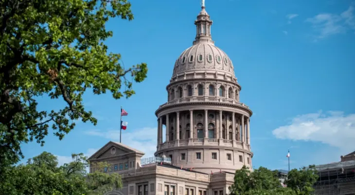 Detienen en Texas a un hombre acusado de planear un ataque contra el Capitolio estatal