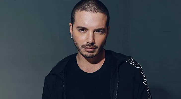 J Balvin: "¿Quién dice que tienes que cantar en inglés para ser global?"