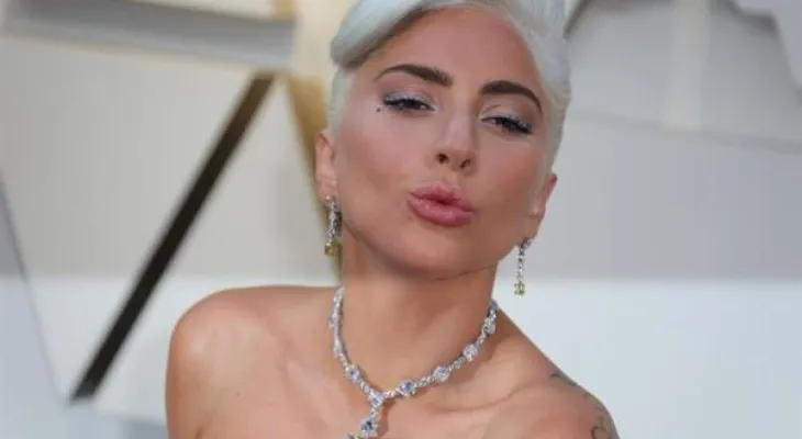 Lady Gaga pospone el lanzamiento de su nuevo disco por el coronavirus
