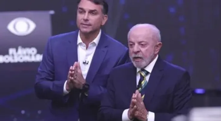 Lula y Flávio Bolsonaro intensifican ataques y desinformación en redes ante las vacilaciones del Tribunal Electoral brasileño