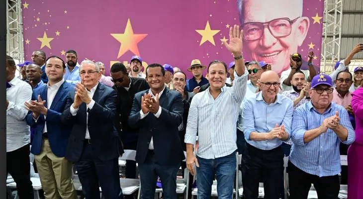 Abel Martínez: gobierno pasó de "cambio" a "fallo"