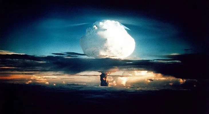 "En un enfrentamiento nuclear moriremos todos salvo el Gobierno de EE.UU."