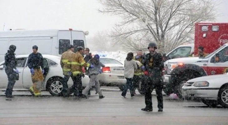 Cuatro policías heridos por tiroteo en clínica de Colorado