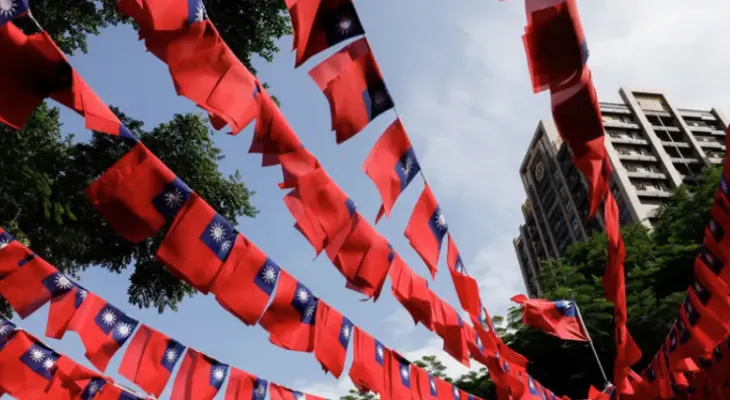 Taiwán celebra su fiesta nacional en medio de una pugna por la memoria histórica con China