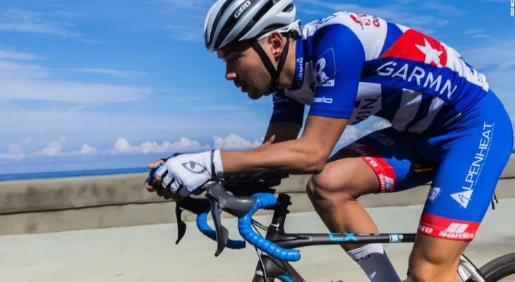 Cuba extrema: 1.450 kilómetros en 57 horas, en bicicleta y con una sola canción