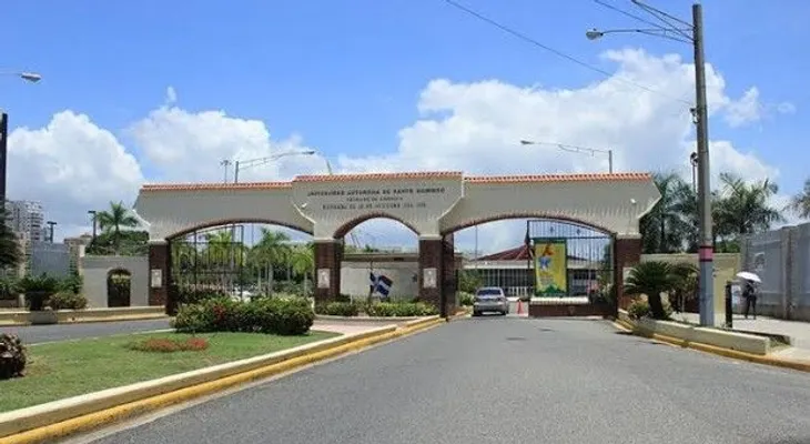 UASD reanudará sus labores el próximo lunes