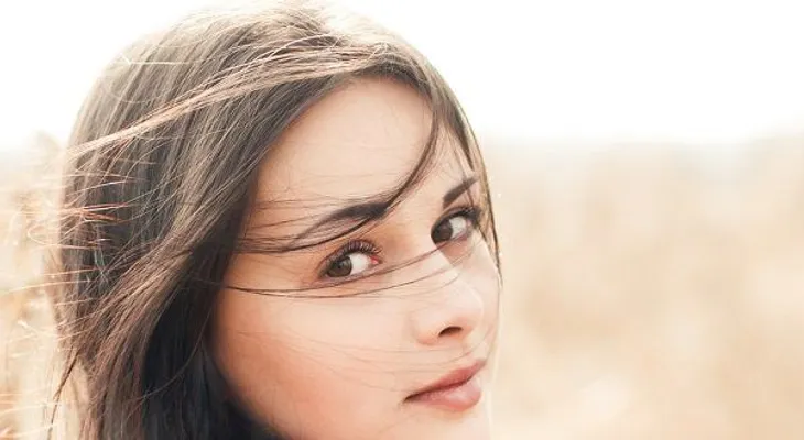 5 hábitos que te hacen una mujer atractiva