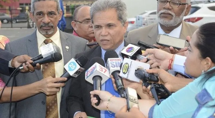 Waldo Ariel se niega a entrar al Palacio porque Danilo no recibirá comisión