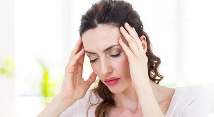 4 consejos para aliviar la migraña menstrual