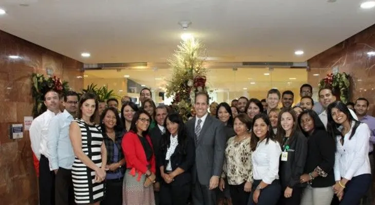 Con mucha energía,  AES Dominicana recibe la Navidad  