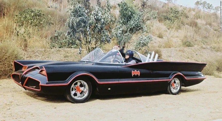 ¡Rayos y centellas Batman! Dale un vistazo a estos increíbles autos de película