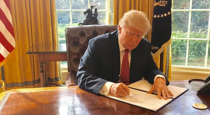 Seis estados de EEUU se unen para intentar bloquear el nuevo decreto migratorio de Donald Trump