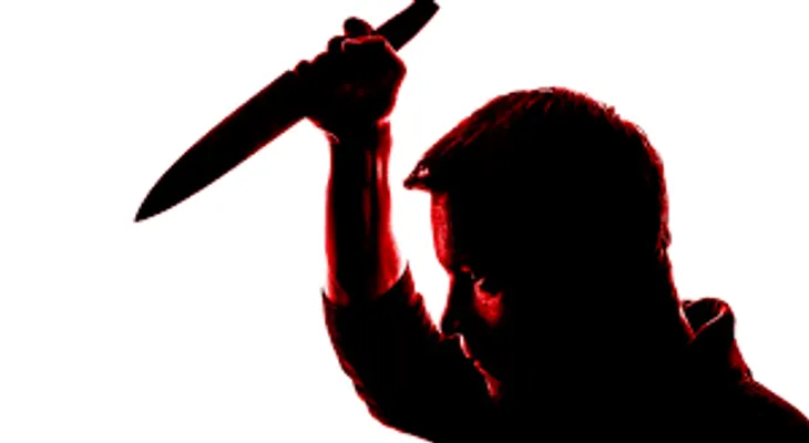 Hombre mata a su mujer, se lanza de segundo piso y sobrevive