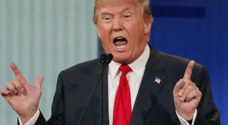 Trump califica de espeluznante el tiroteo de Texas y envía apoyo a víctimas