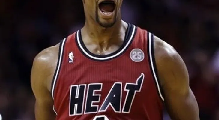 Chris Bosh dice que ya no tiene coágulos