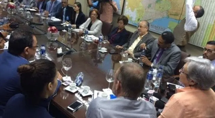 Coordinan estrategias para combatir mosquito vector del dengue