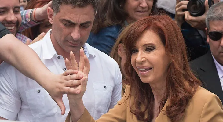 Argentina: Embargan propiedades de hijos de Cristina Fernández de Kirchner
