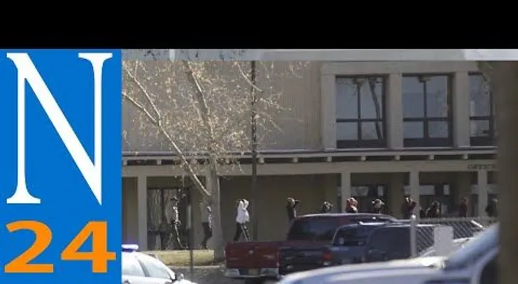 Mueren tres personas en un tiroteo en una escuela de Nuevo México